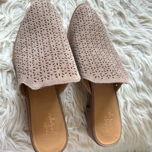 Crown Vintage Mules- Size 10 Womens